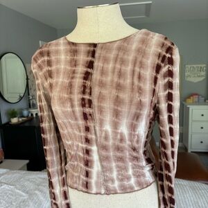 Tie-Dye Long-Sleeve Fitted Tee